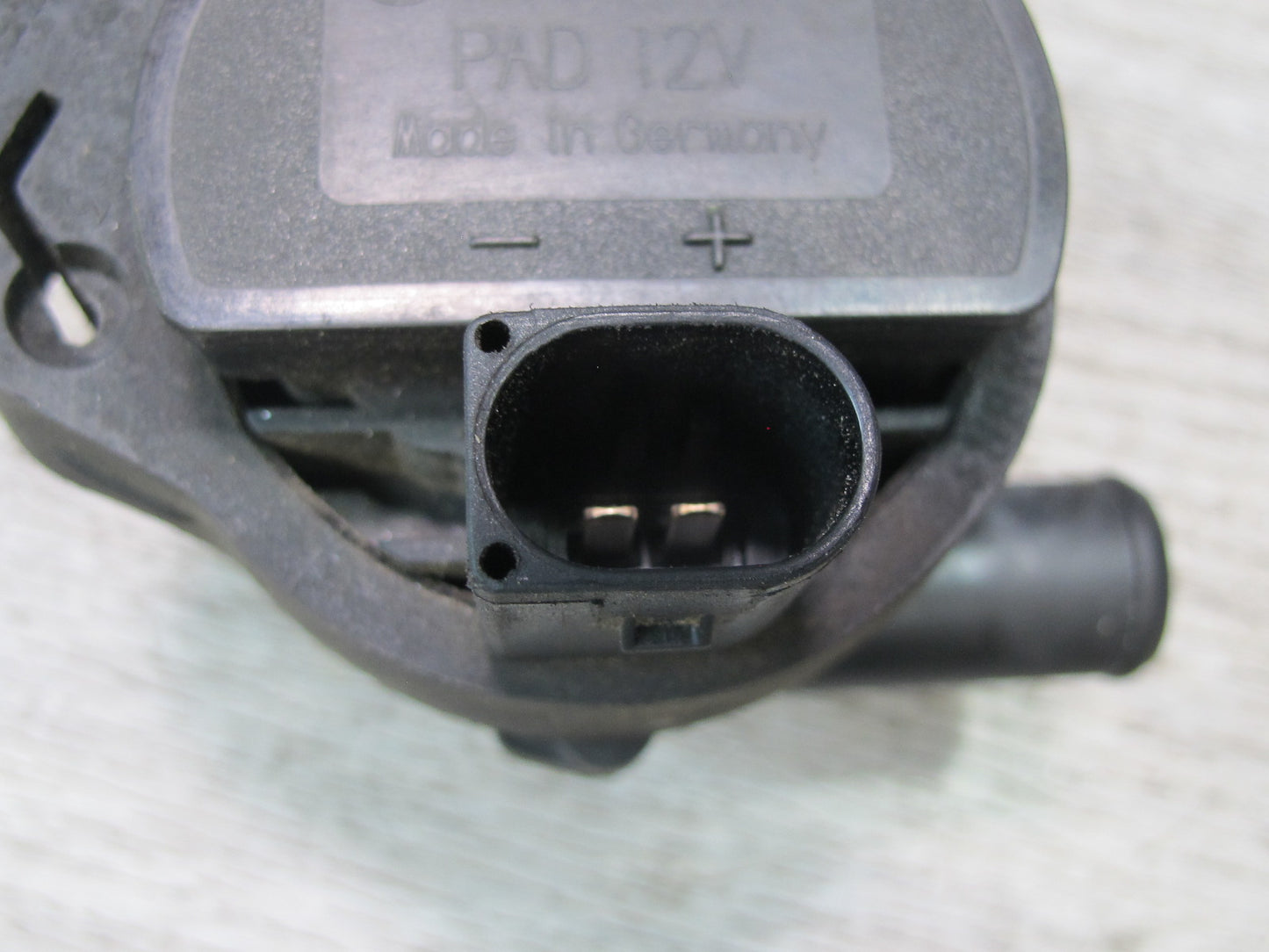 12-15 Mercedes W166 X166 GL ML Engine Auxiliary AUX Water Pump 2118350028 OEM