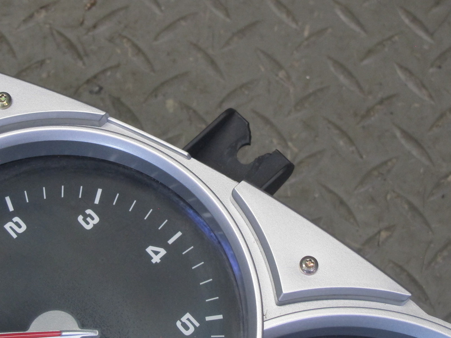 2006 Porsche Cayenne 955 Turbo S Instrument Cluster Gauge Speedometer