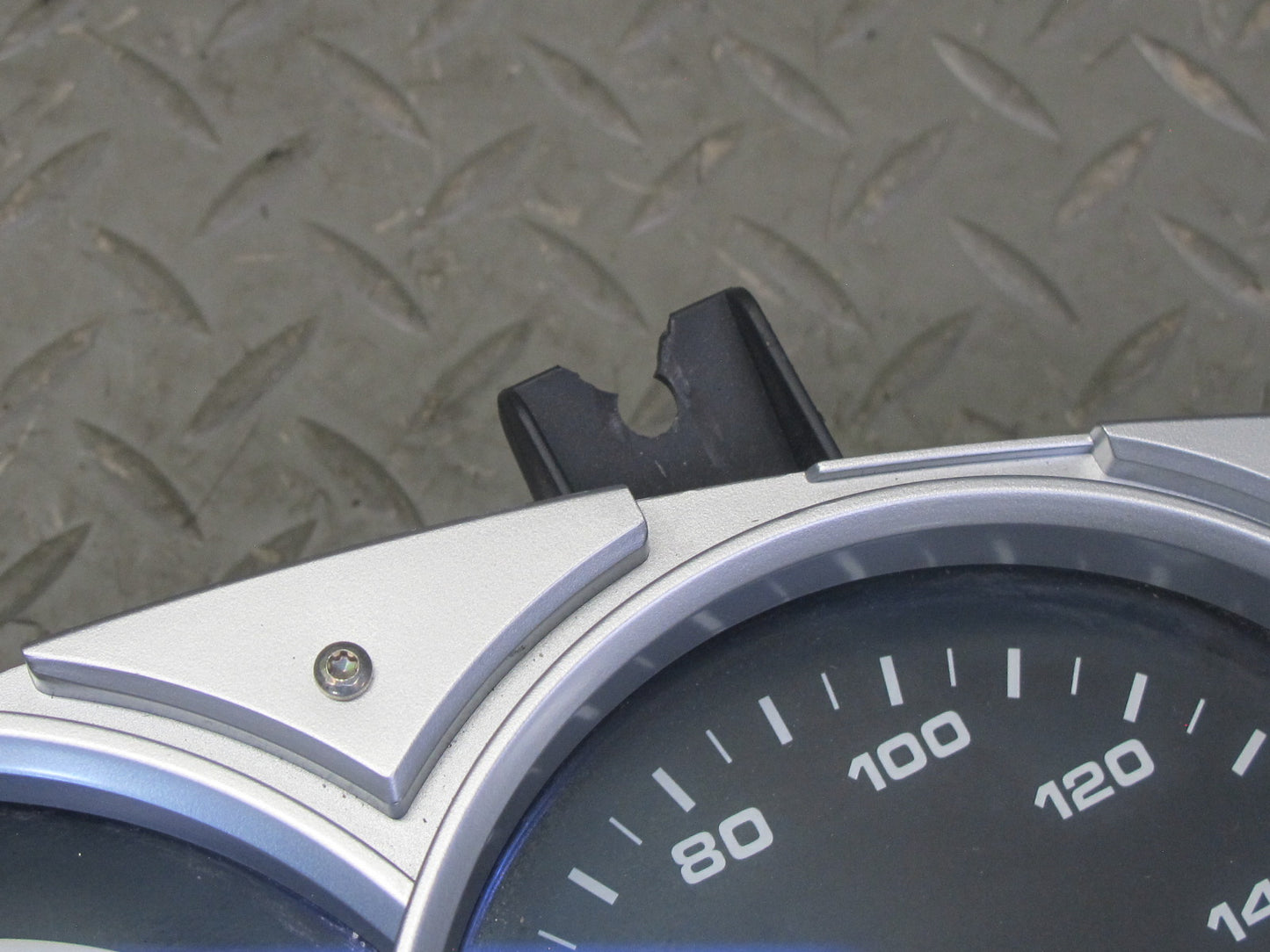 2006 Porsche Cayenne 955 Turbo S Instrument Cluster Gauge Speedometer