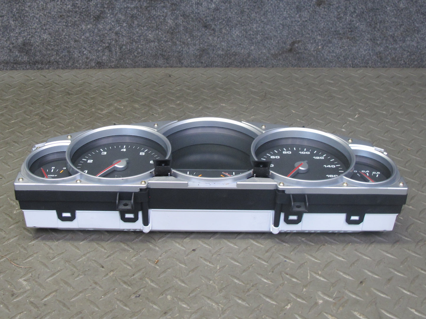 2006 Porsche Cayenne 955 Turbo S Instrument Cluster Gauge Speedometer