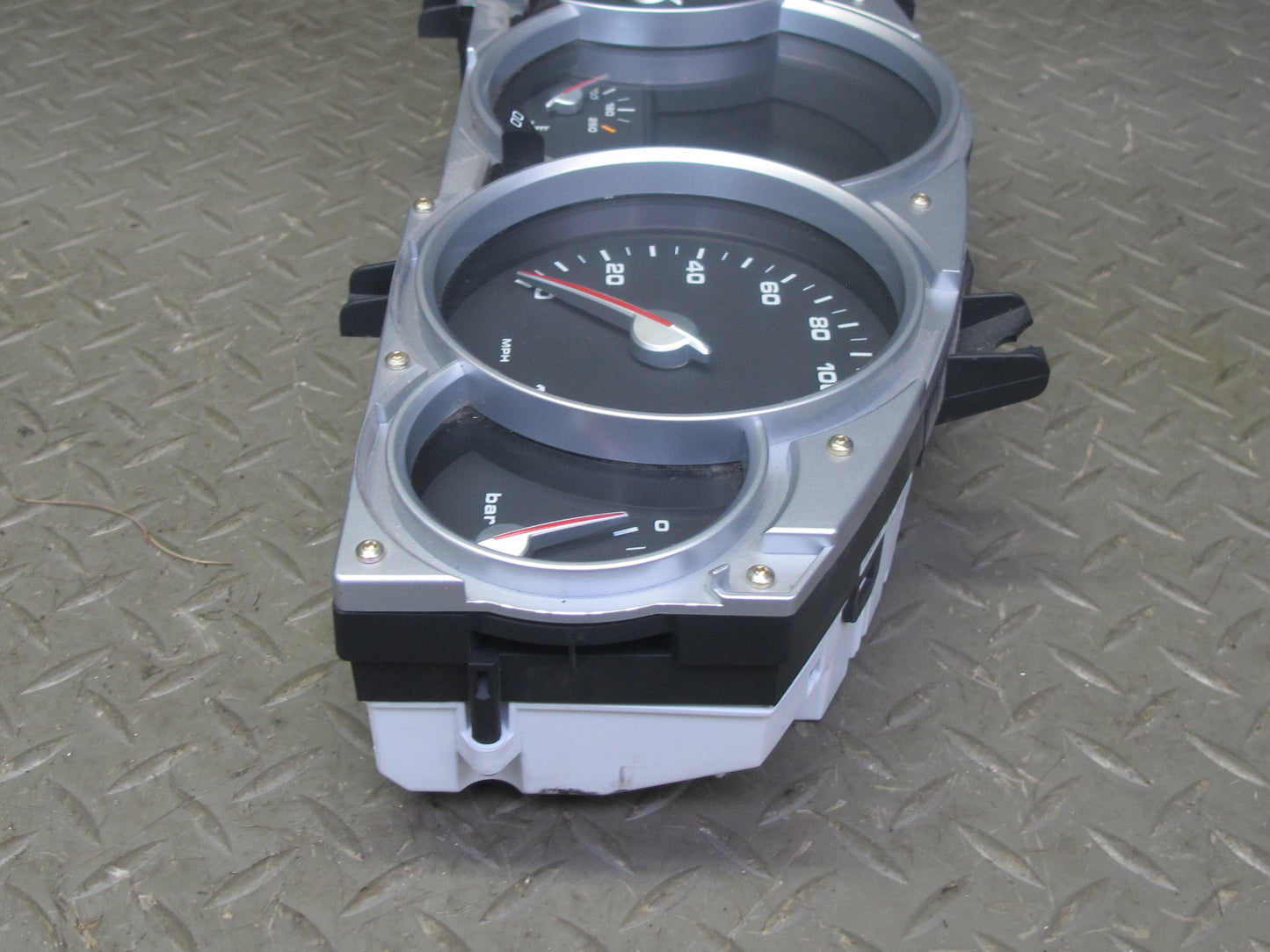 2006 Porsche Cayenne 955 Turbo S Instrument Cluster Gauge Speedometer