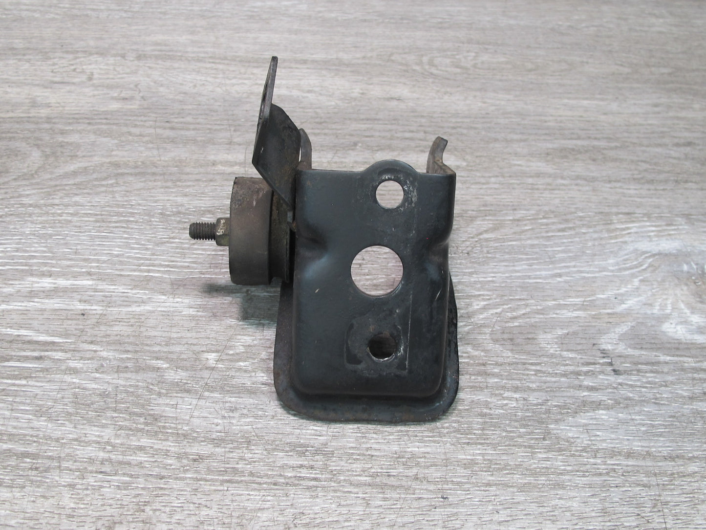 00-05 Toyota MR2 Spyder ZZW30L 1.8L 1ZZFE Engine Mount Bracket Support OEM