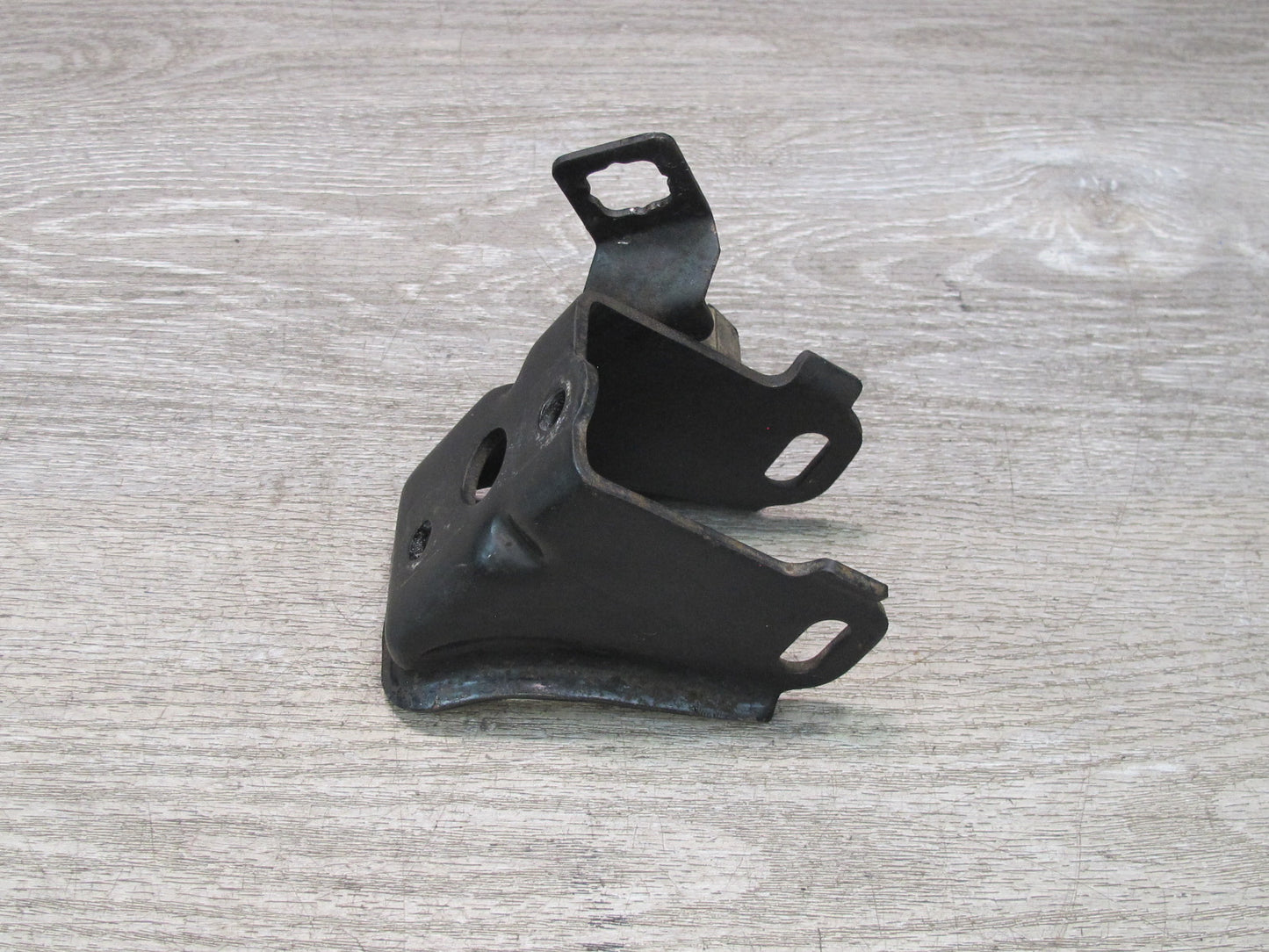 00-05 Toyota MR2 Spyder ZZW30L 1.8L 1ZZFE Engine Mount Bracket Support OEM