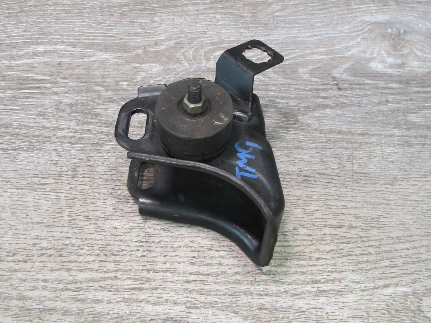 00-05 Toyota MR2 Spyder ZZW30L 1.8L 1ZZFE Engine Mount Bracket Support OEM