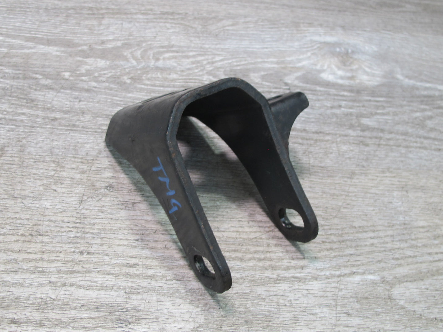 00-05 Toyota MR2 Spyder ZZW30L 1.8L 1ZZFE Engine Mount Bracket Support OEM