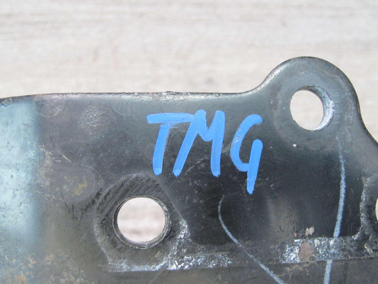 00-05 Toyota MR2 Spyder ZZW30L 1.8L 1ZZFE Engine Mount Bracket Support OEM
