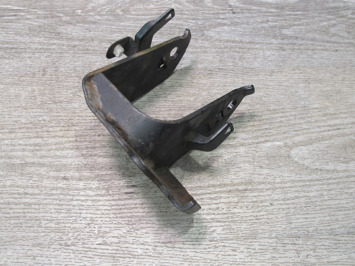 00-05 Toyota MR2 Spyder ZZW30L 1.8L 1ZZFE Engine Mount Bracket Support OEM
