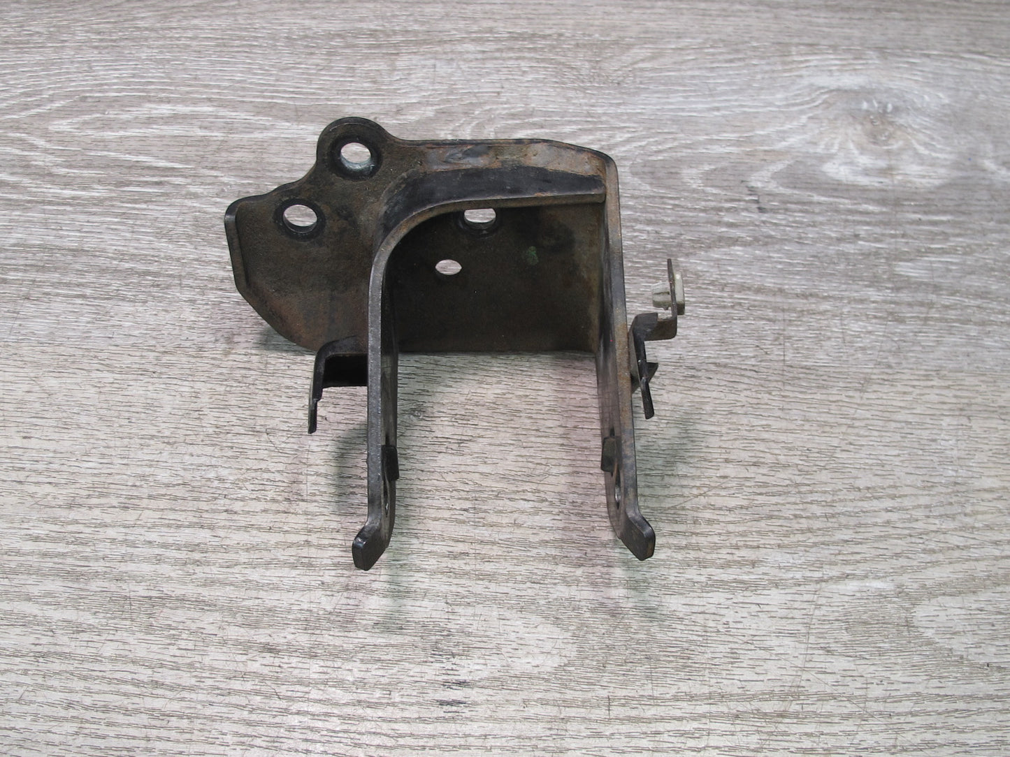 00-05 Toyota MR2 Spyder ZZW30L 1.8L 1ZZFE Engine Mount Bracket Support OEM