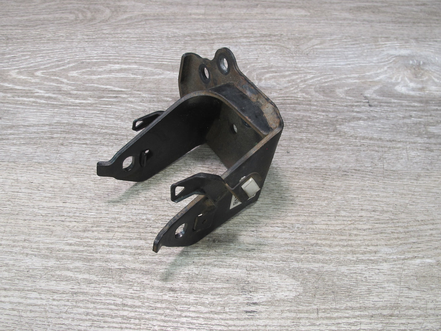 00-05 Toyota MR2 Spyder ZZW30L 1.8L 1ZZFE Engine Mount Bracket Support OEM