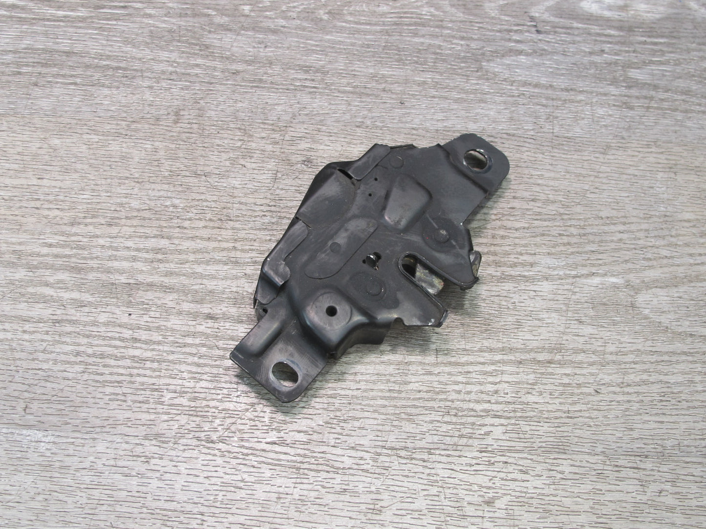 00-05 Toyota MR2 Spyder ZZW30L Rear Trunk Engine Lock Latch OEM