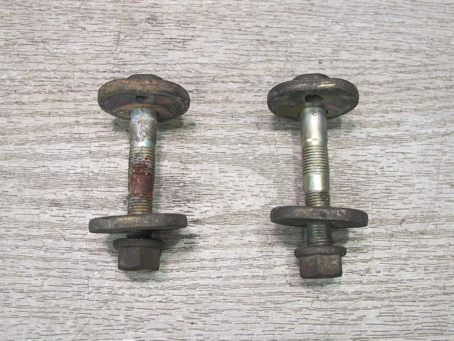 00-05 Toyota MR2 Spyder Set of 2 Rear Suspension Eccentric Adjust Camber Bolt
