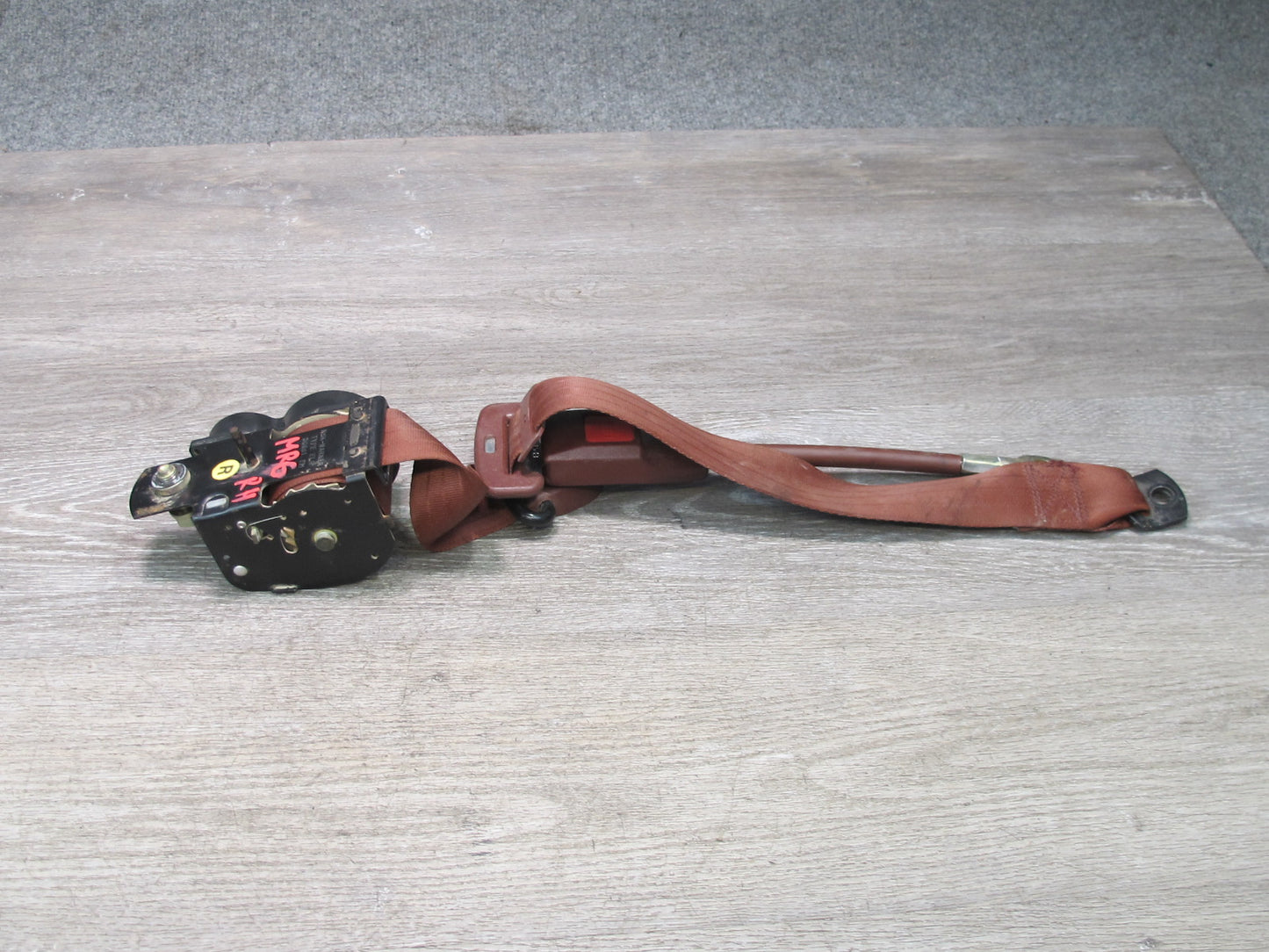 84-85 MAZDA RX7 FRONT RIGHT & LEFT SIDE SEATBELT RETRACTOR SET OEM
