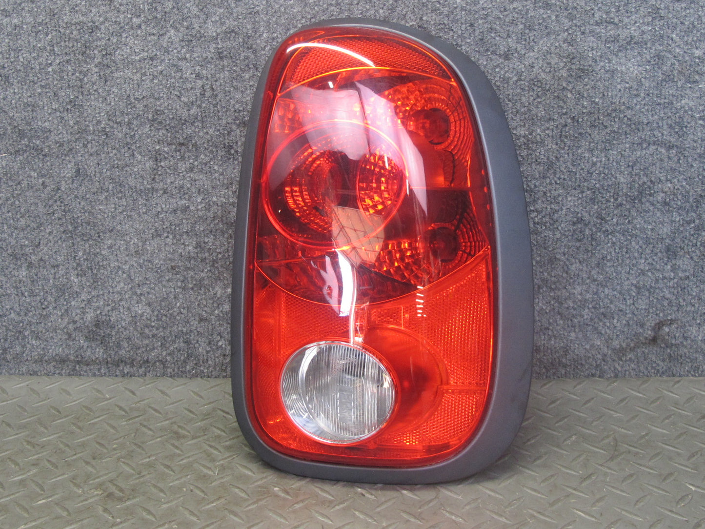 11-15 Mini Cooper R60 Countryman Set of 2 Rear Left & Right Tail Light Lamp OEM