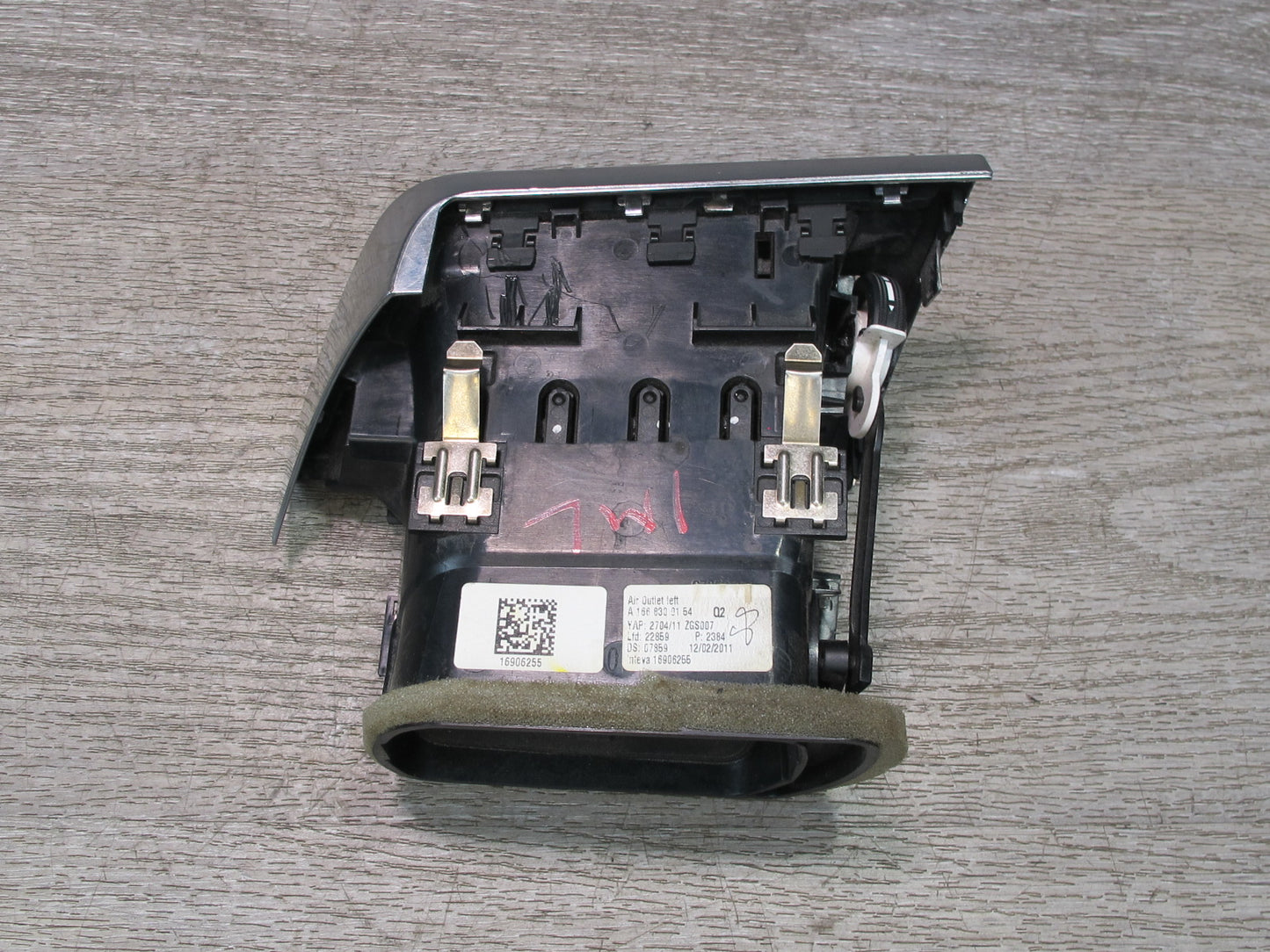12-15 Mercedes X166 W166 GL Ml-class Dash Front Left AC Air Vent 1668300154 OEM
