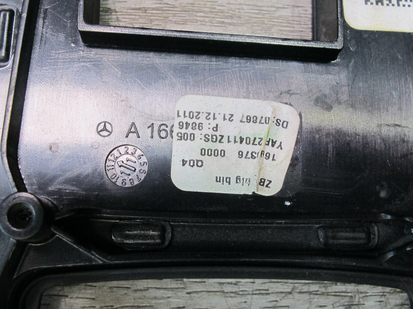 12-15 Mercedes W166 Ml-class Front Center Console Trim Cover Panel OEM