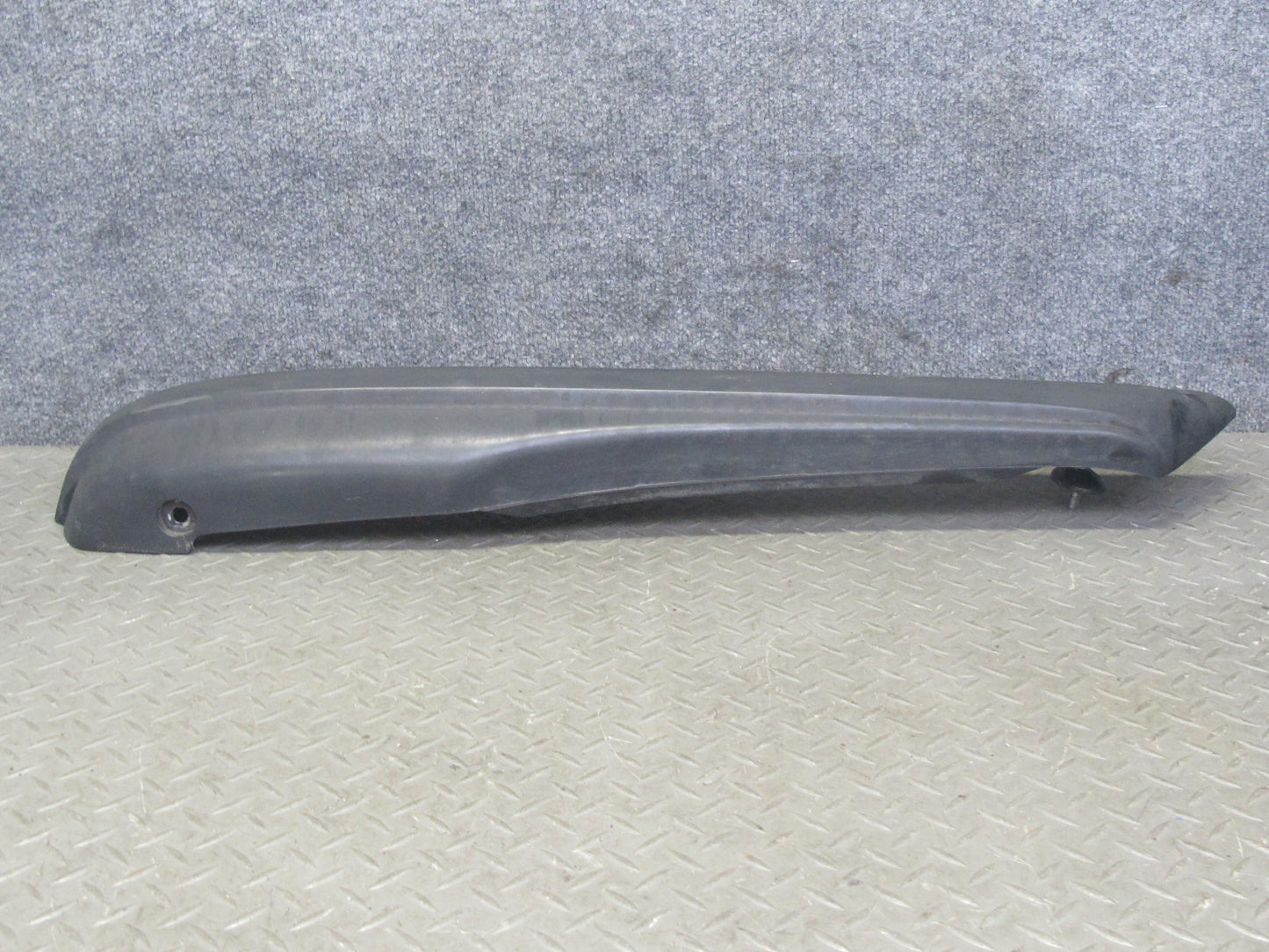 73-89 Mercedes R107 Rear Bumper Left & Right Extension Rubber END Pad OEM