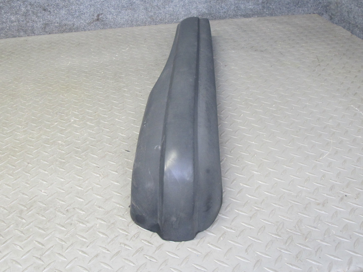 73-89 Mercedes R107 Rear Bumper Left & Right Extension Rubber END Pad OEM