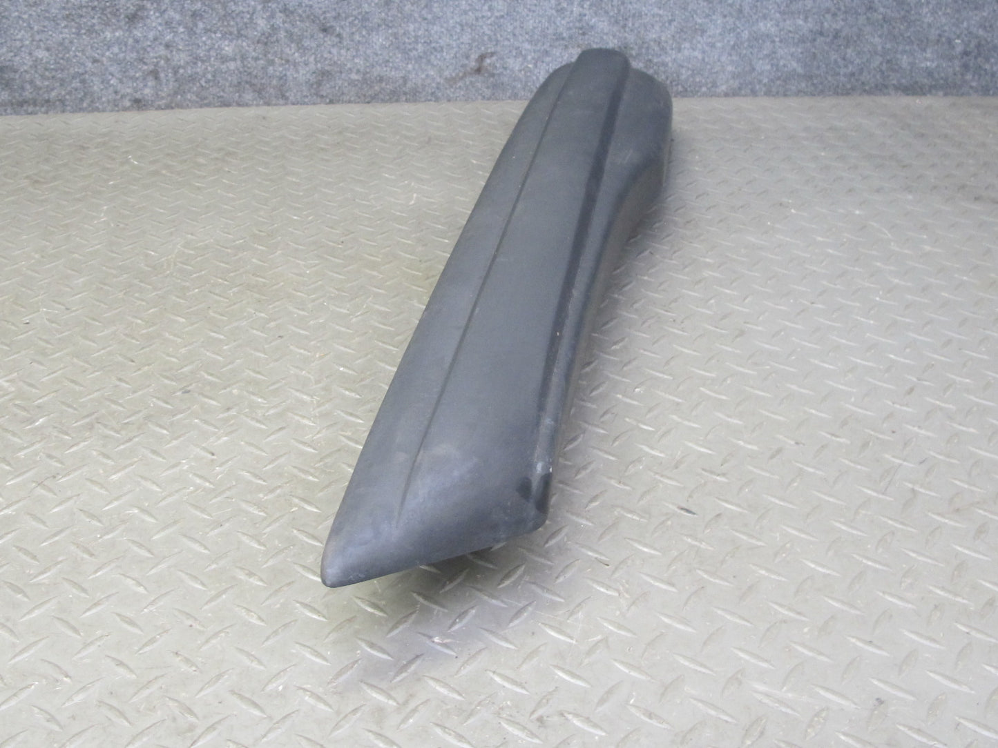 73-89 Mercedes R107 Rear Bumper Left & Right Extension Rubber END Pad OEM