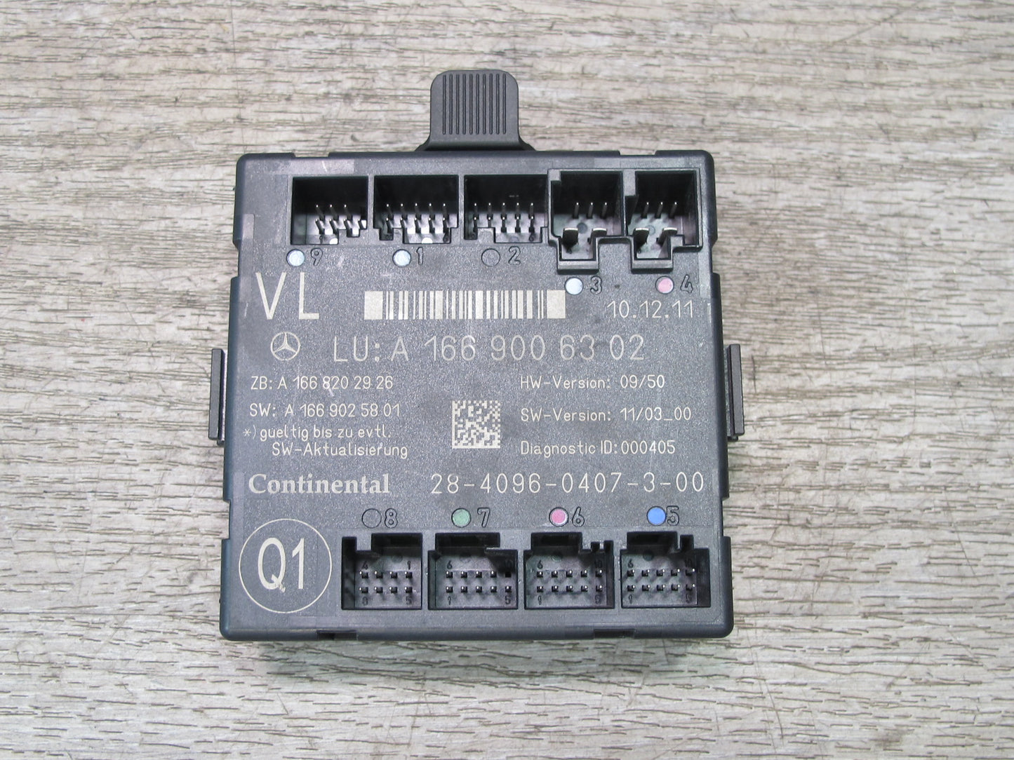 12-15 Mercedes X166 W166 GL Ml-class Front Left Driver Door Control Module OEM