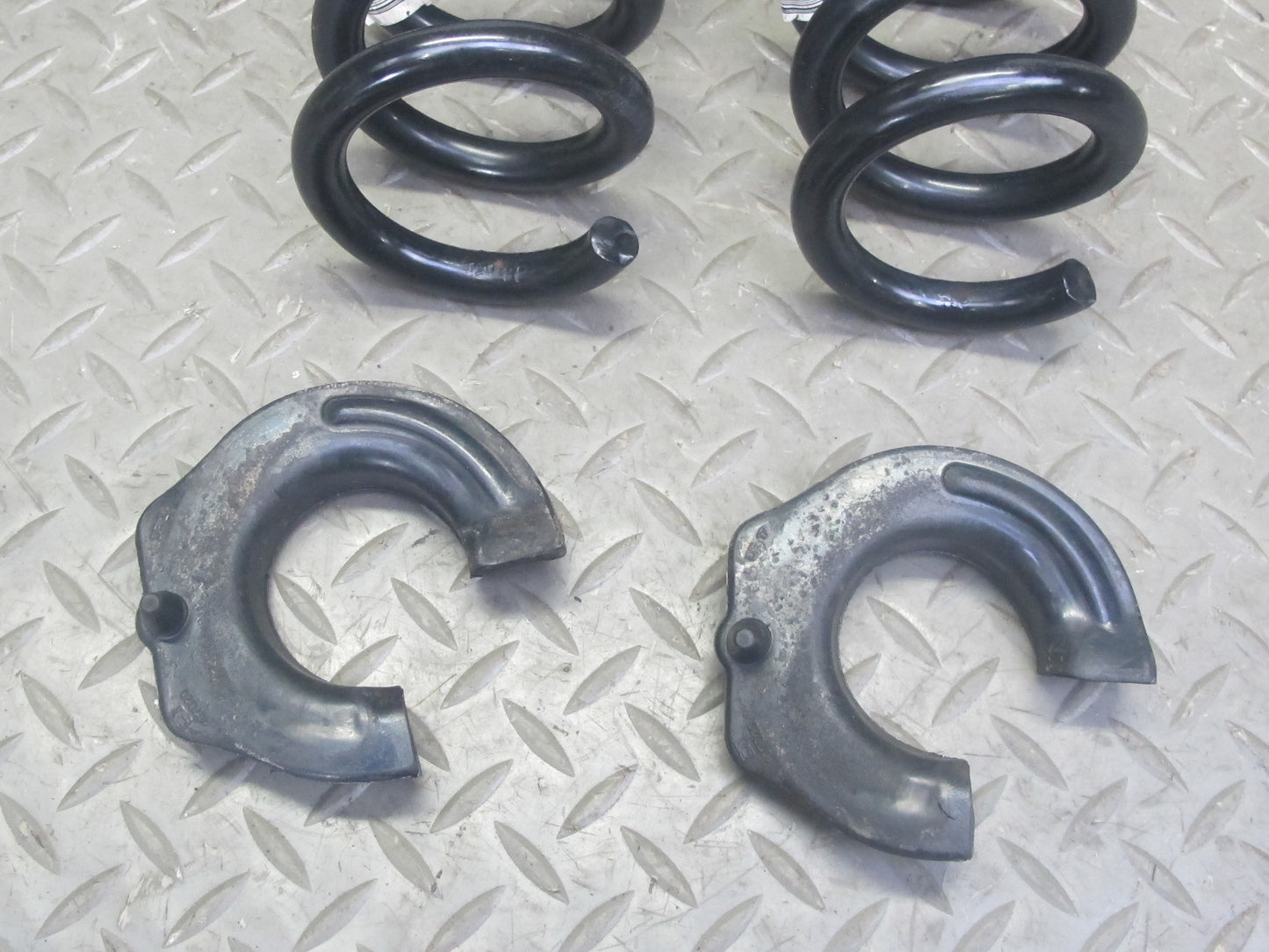 12-18 BMW F30 3-SERIES AWD Set of 2 Rear Left & Right Coil Spring OEM