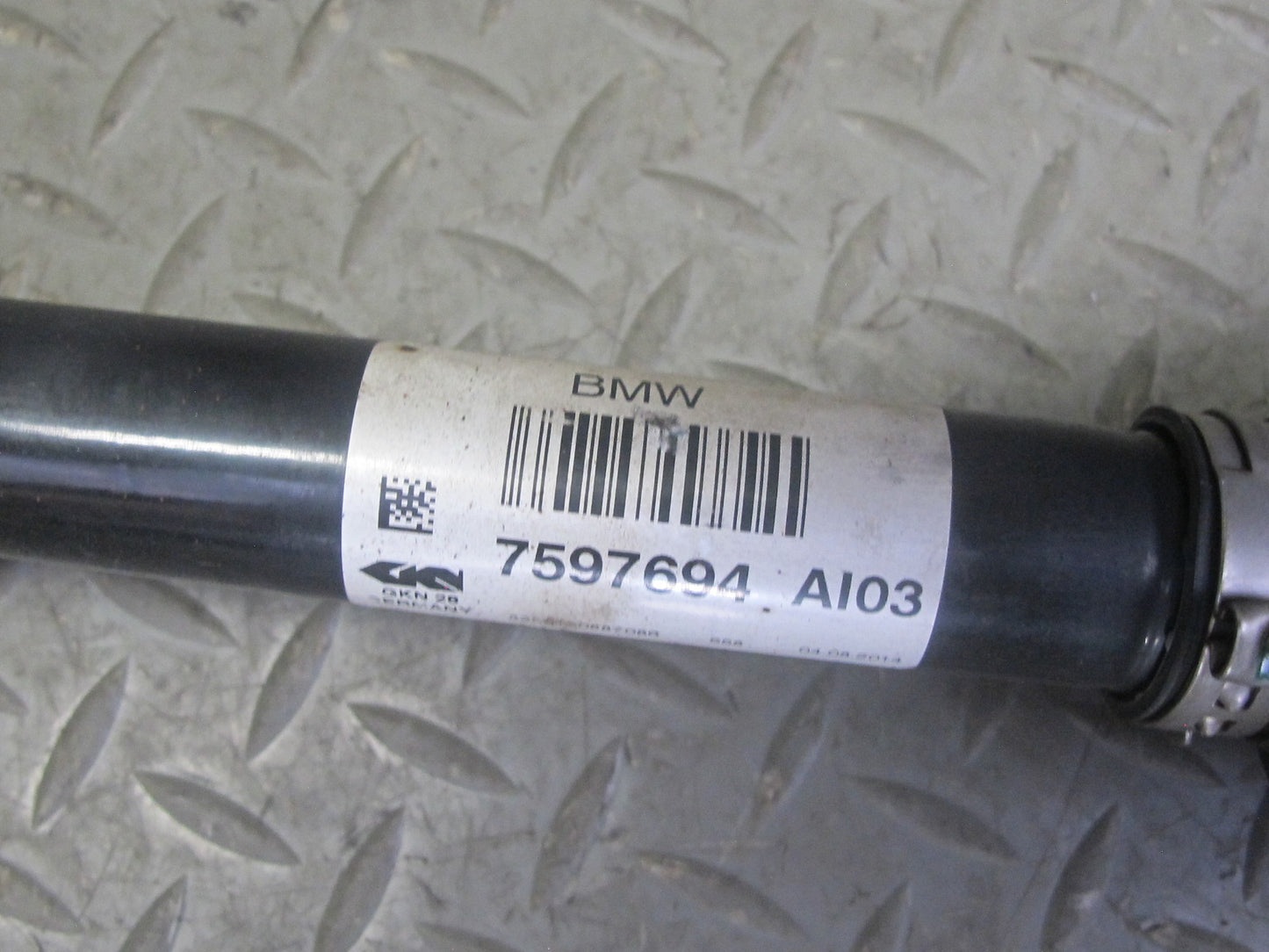 14-16 BMW F30 F31 F32 F33 F34 AWD Front Right Suspension Axle Shaft 7597694 OEM