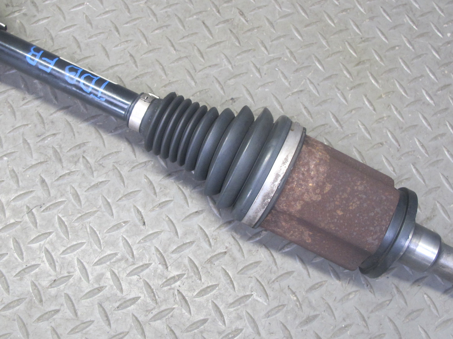 14-16 BMW F30 F31 F32 F33 F34 AWD Front Right Suspension Axle Shaft 7597694 OEM