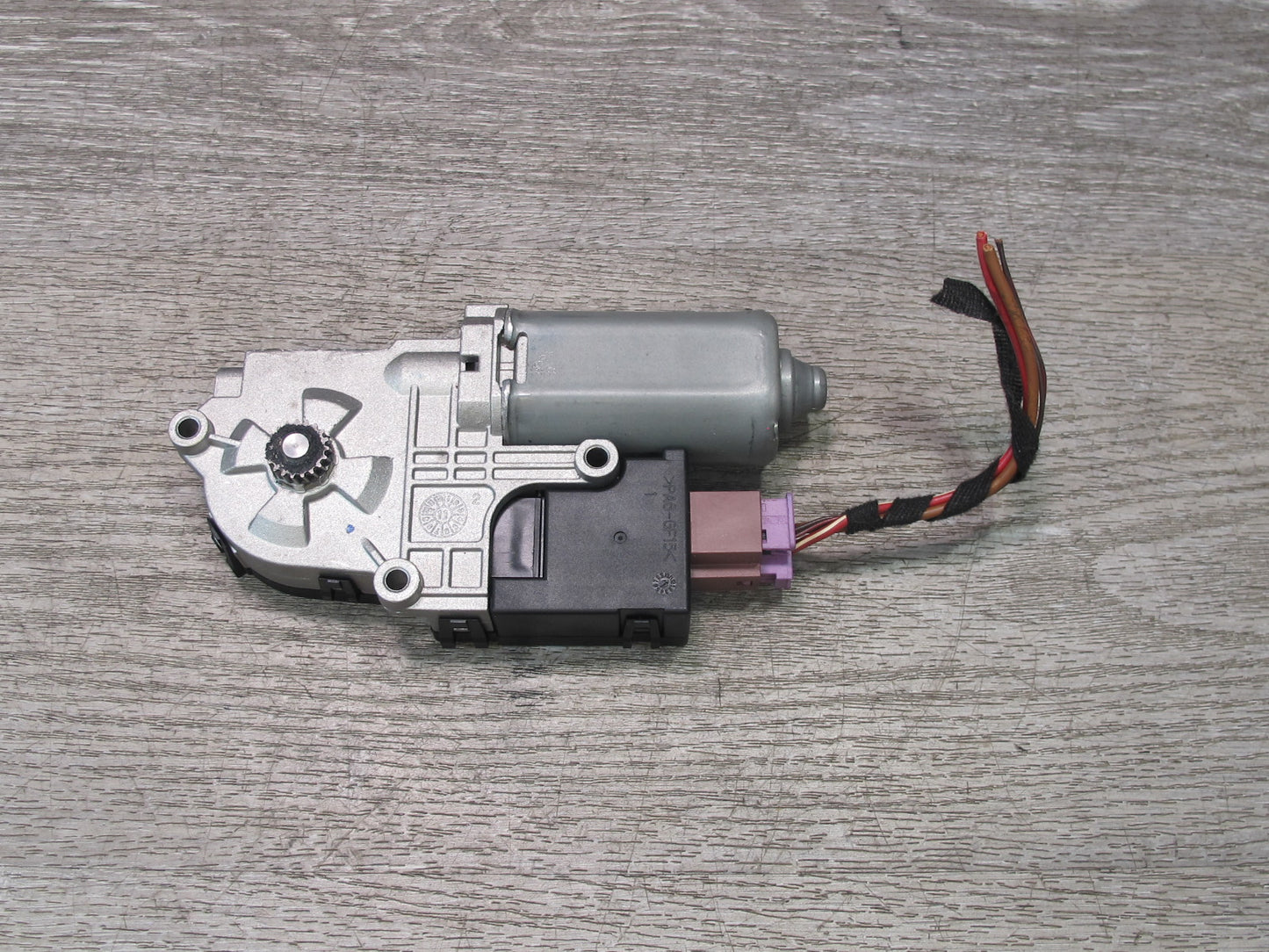 12-15 Mercedes X166 W166 GL Ml-class Sunroof Moonroof Glass Motor 1669008301 OEM