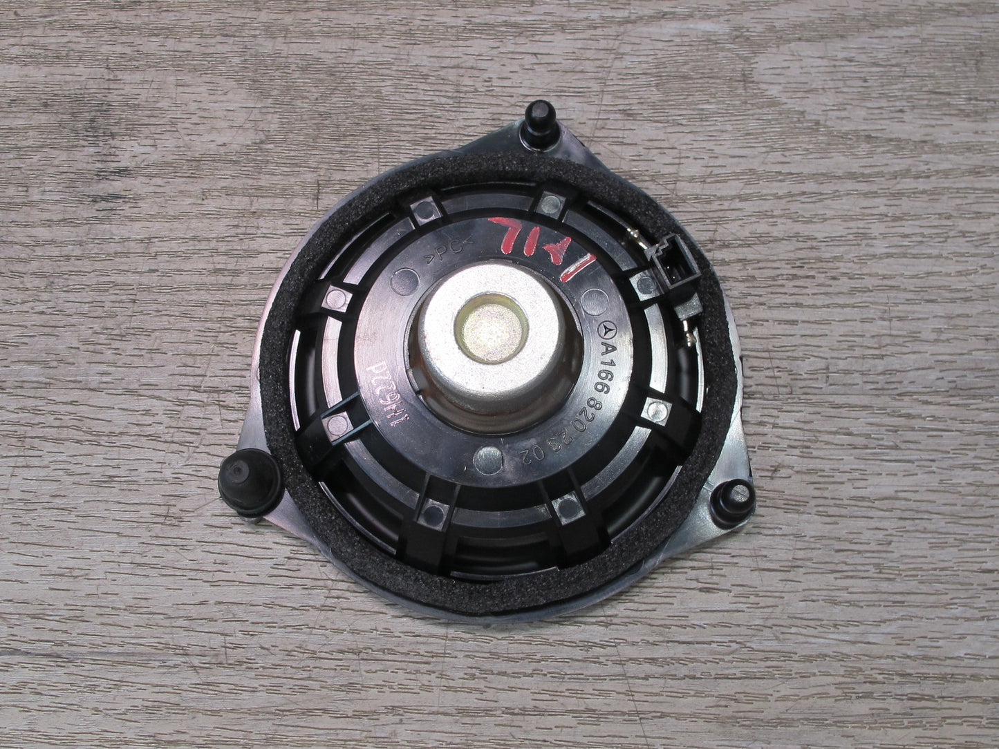 12-15 Mercedes X166 W166 GL Ml-class Dash Instrument Panel Audio Speaker OEM