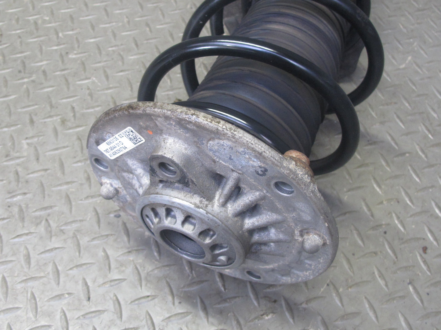 12-18 BMW F30 3-SERIES AWD Front Right Strut Shock Absorber 6791650 OEM