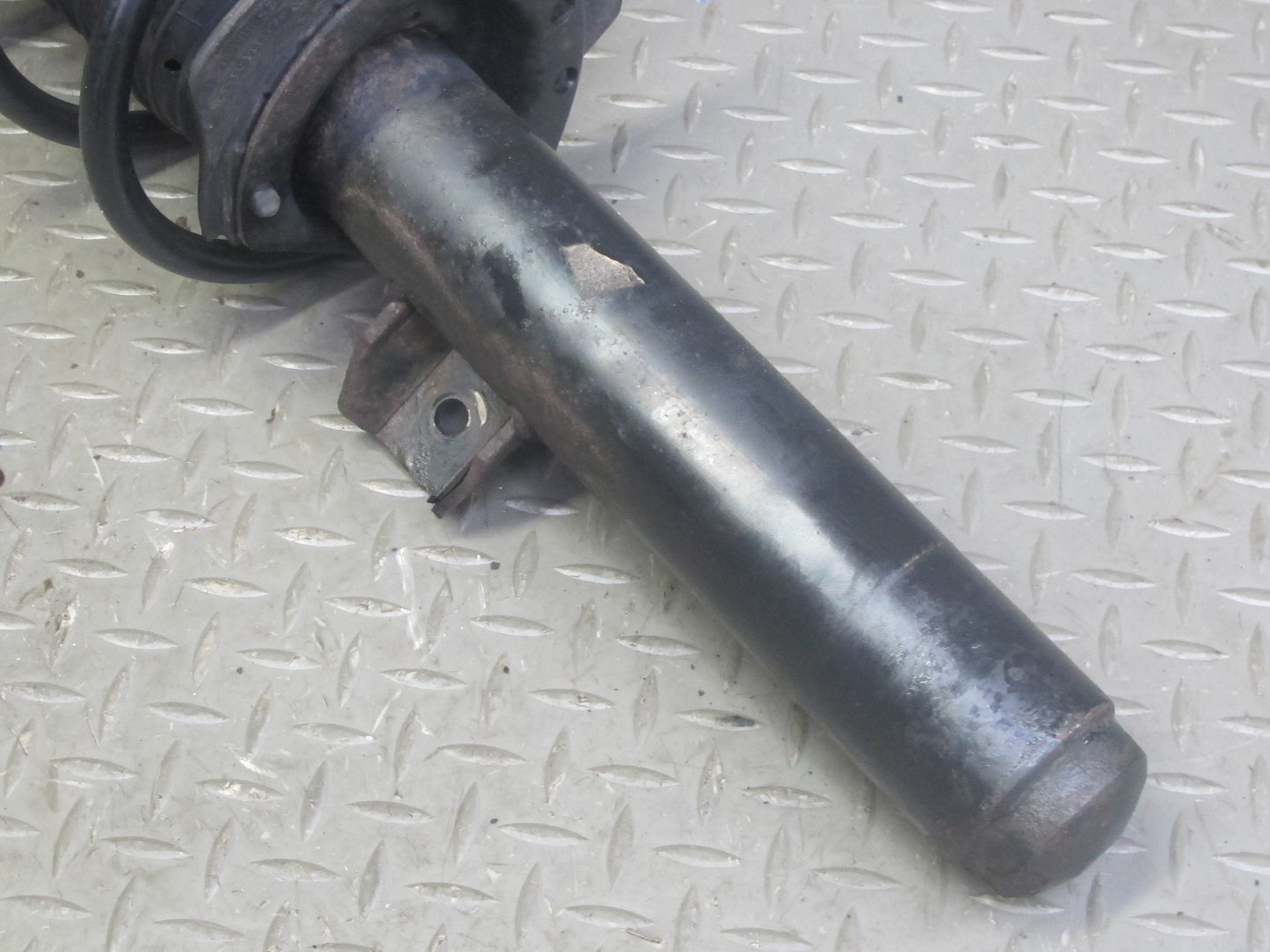 12-18 BMW F30 3-SERIES AWD Front Right Strut Shock Absorber 6791650 OEM