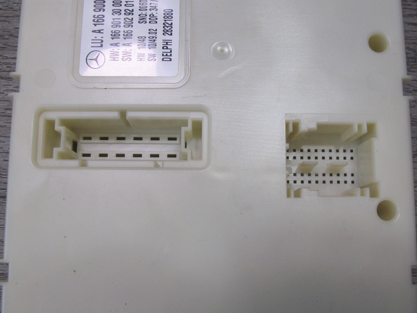 12-15 Mercedes W166 Ml-class SAM Signal Activation Control Module 1669008703 OEM