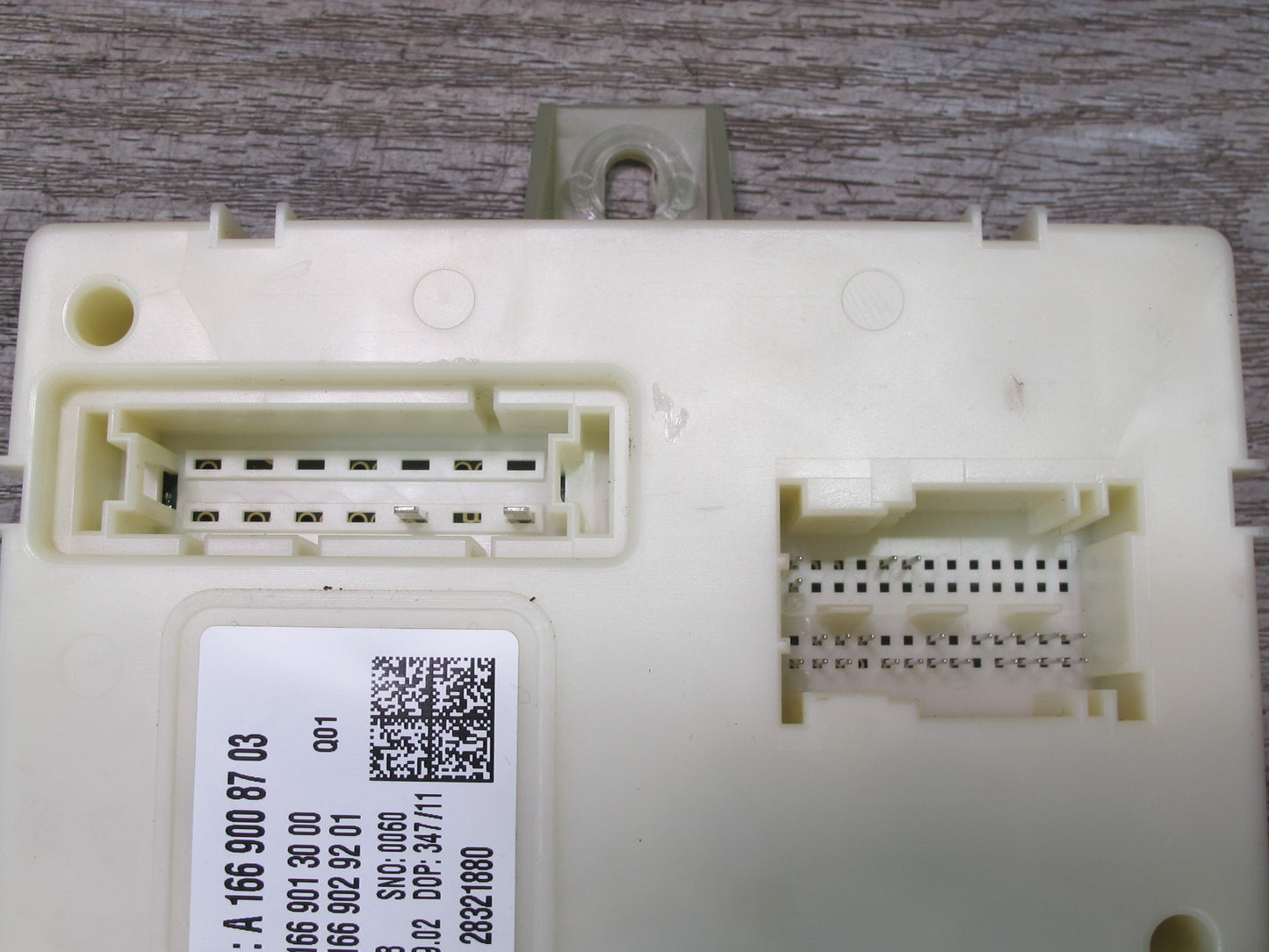 12-15 Mercedes W166 Ml-class SAM Signal Activation Control Module 1669008703 OEM