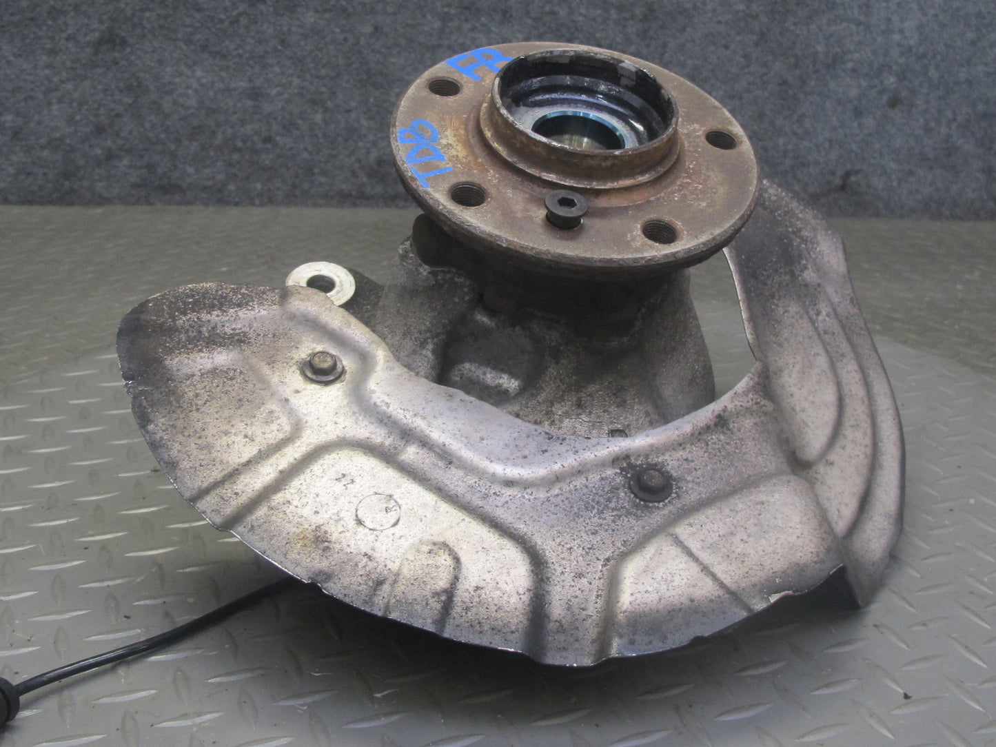 14-16 BMW F30 F31 F33 AWD Front Right Spindle Knuckle Wheel Hub Bearing OEM