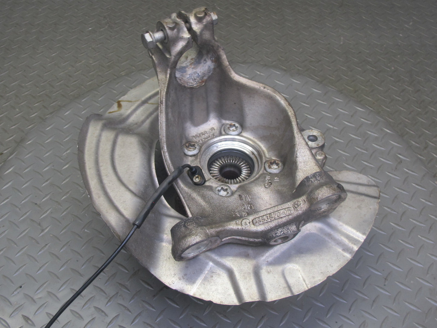 14-16 BMW F30 F31 F33 AWD Front Right Spindle Knuckle Wheel Hub Bearing OEM