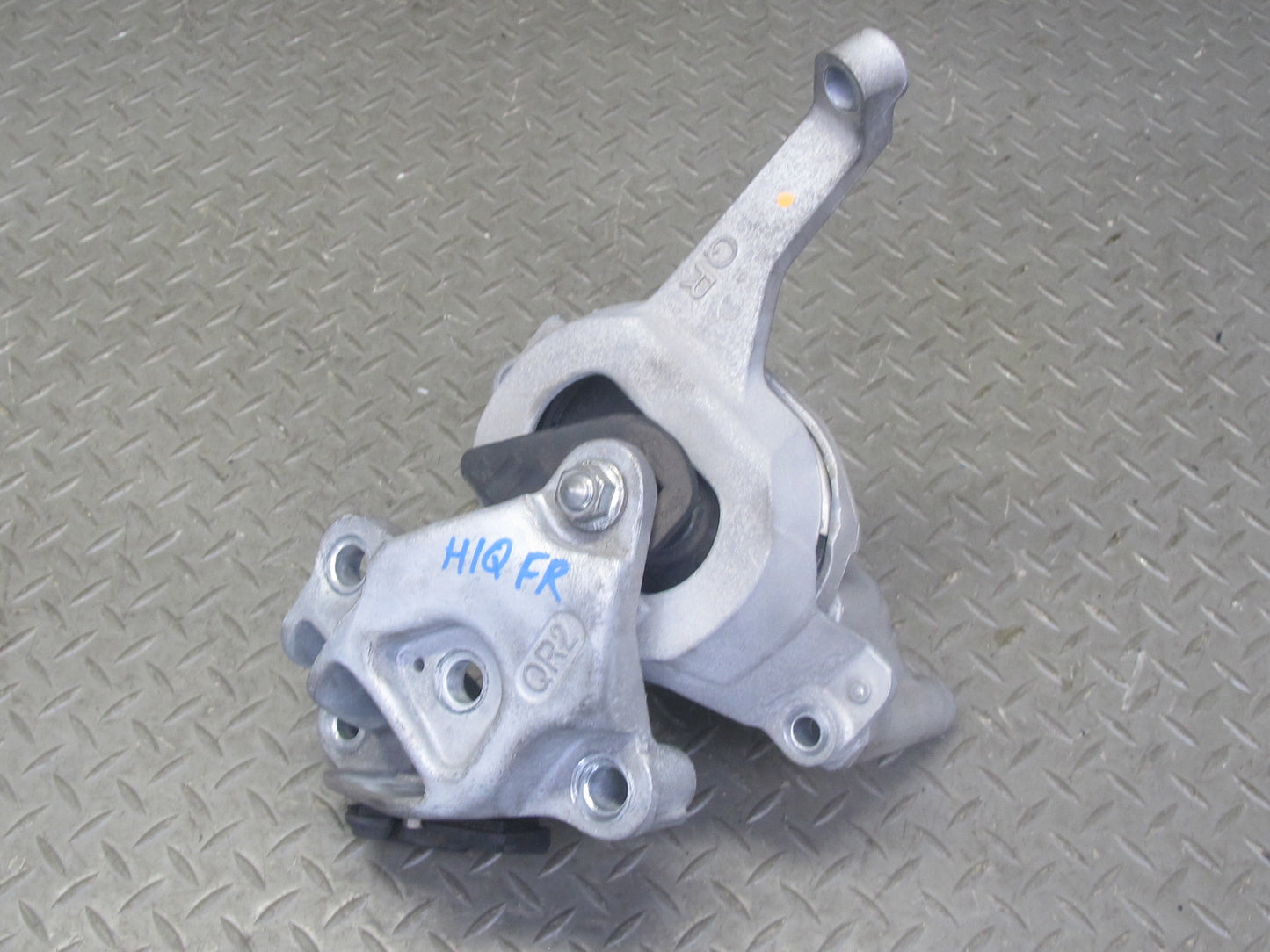 2014-2017 Infiniti QX60 2.5L Hybrid Engine Motor Mount Bracket Support