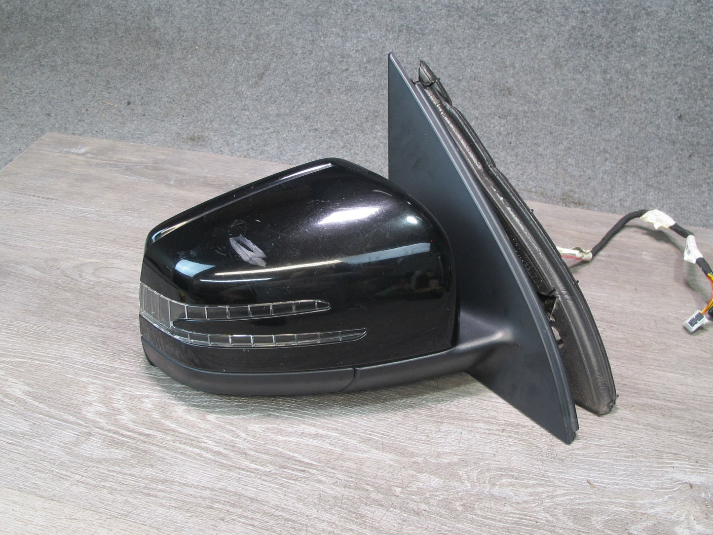 12-15 Mercedes X166 W166 GL ML Right Door Side View Mirror w Blind Spot OEM