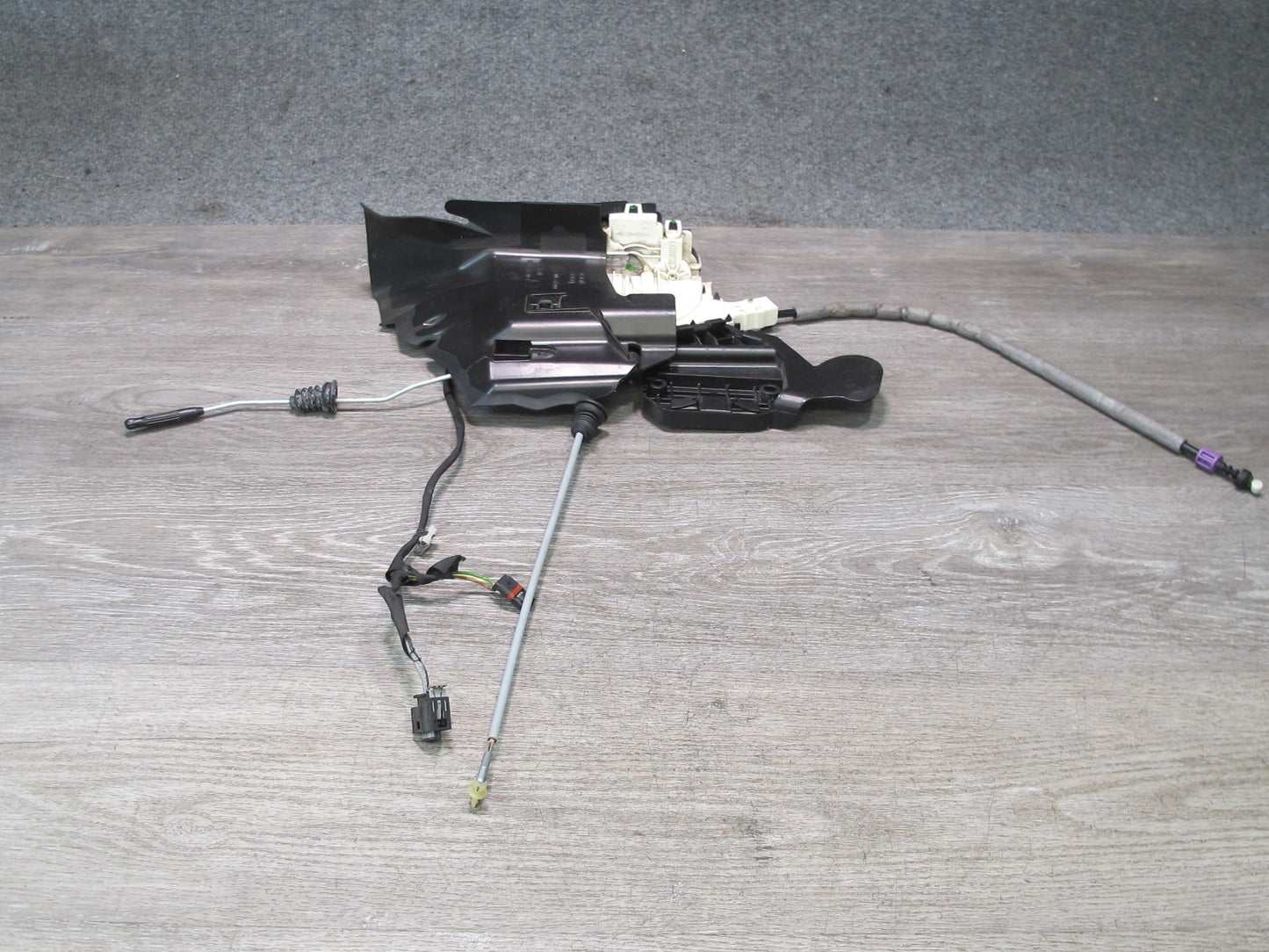 12-15 Mercedes X166 W166 GL Ml-class Front Left Door Lock Latch Actuator OEM