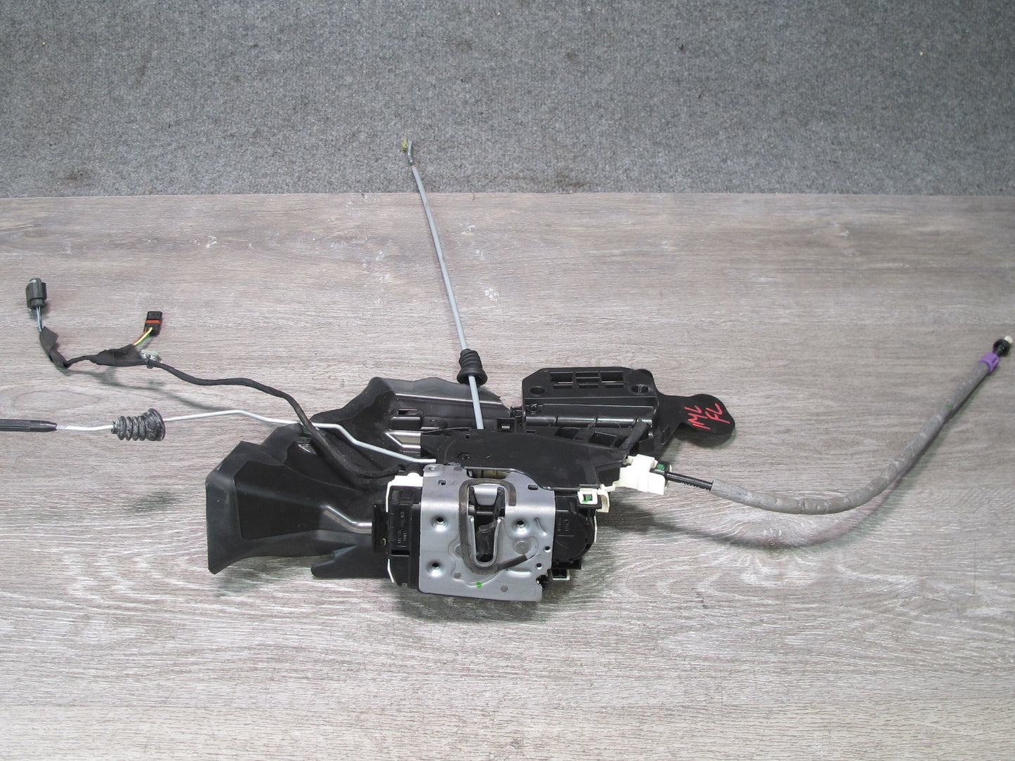 12-15 Mercedes X166 W166 GL Ml-class Front Left Door Lock Latch Actuator OEM