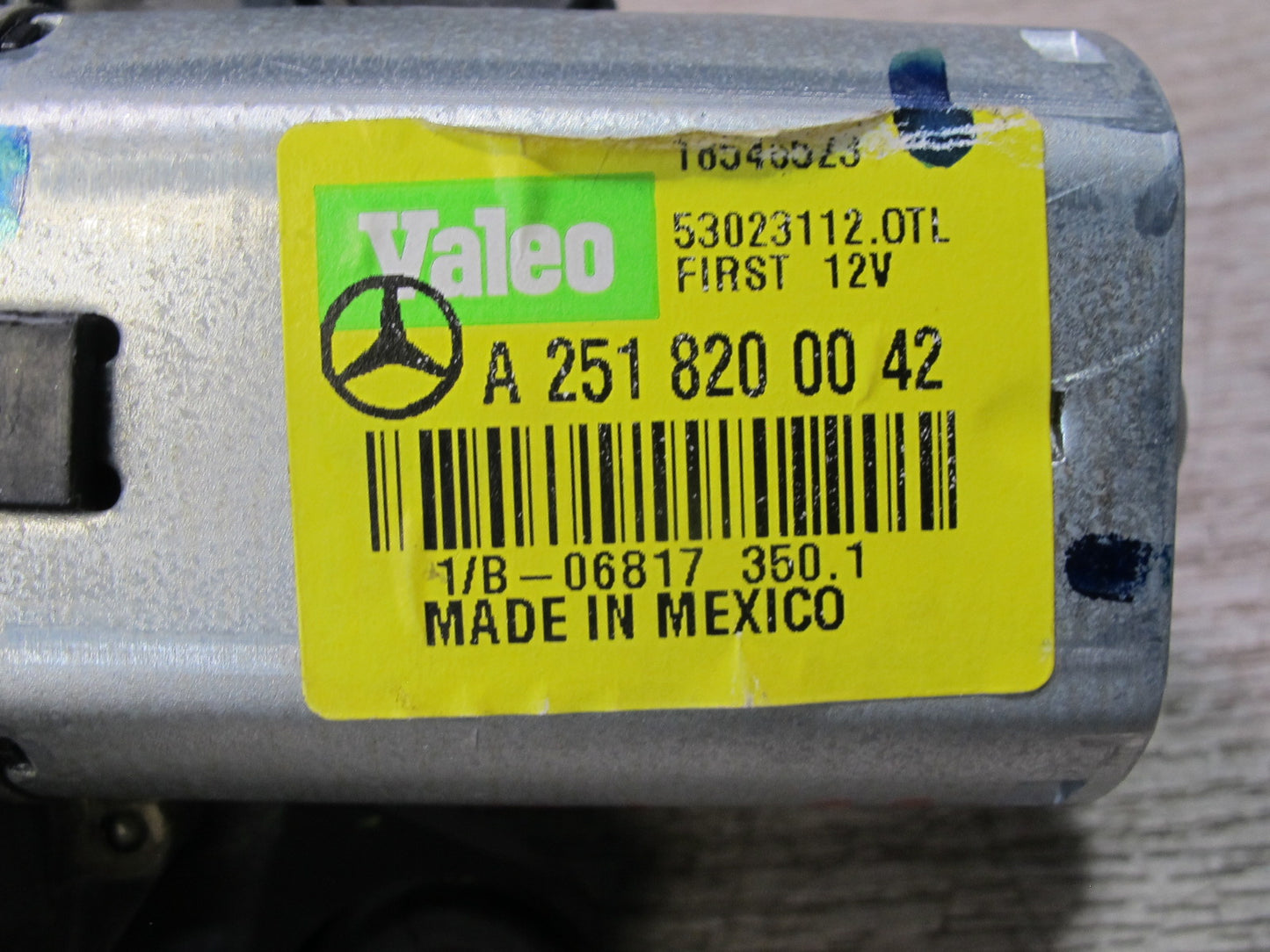 12-15 Mercedes X166 W166 GL Ml-class Rear Window Wiper Motor 2518200042 OEM
