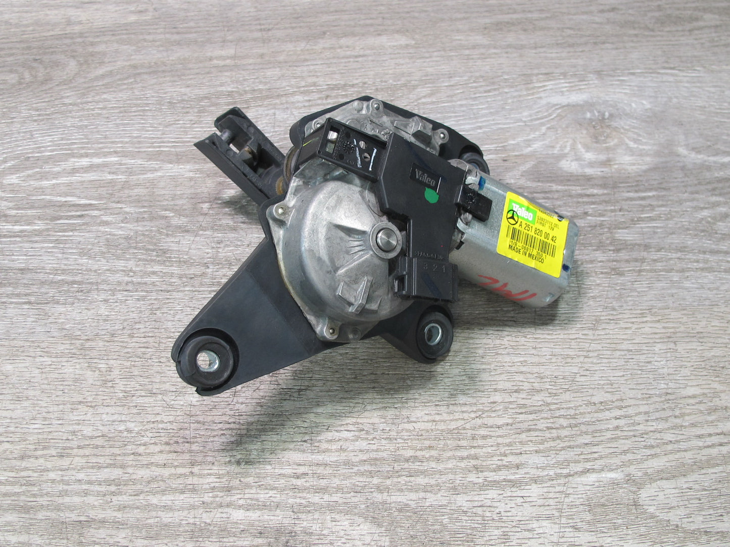 12-15 Mercedes X166 W166 GL Ml-class Rear Window Wiper Motor 2518200042 OEM