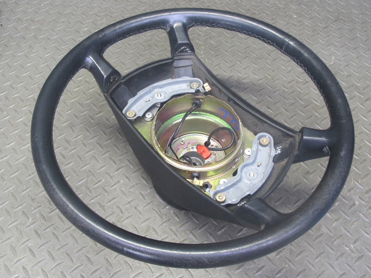 86-89 Mercedes R107 560SL Leather Steering Black OEM