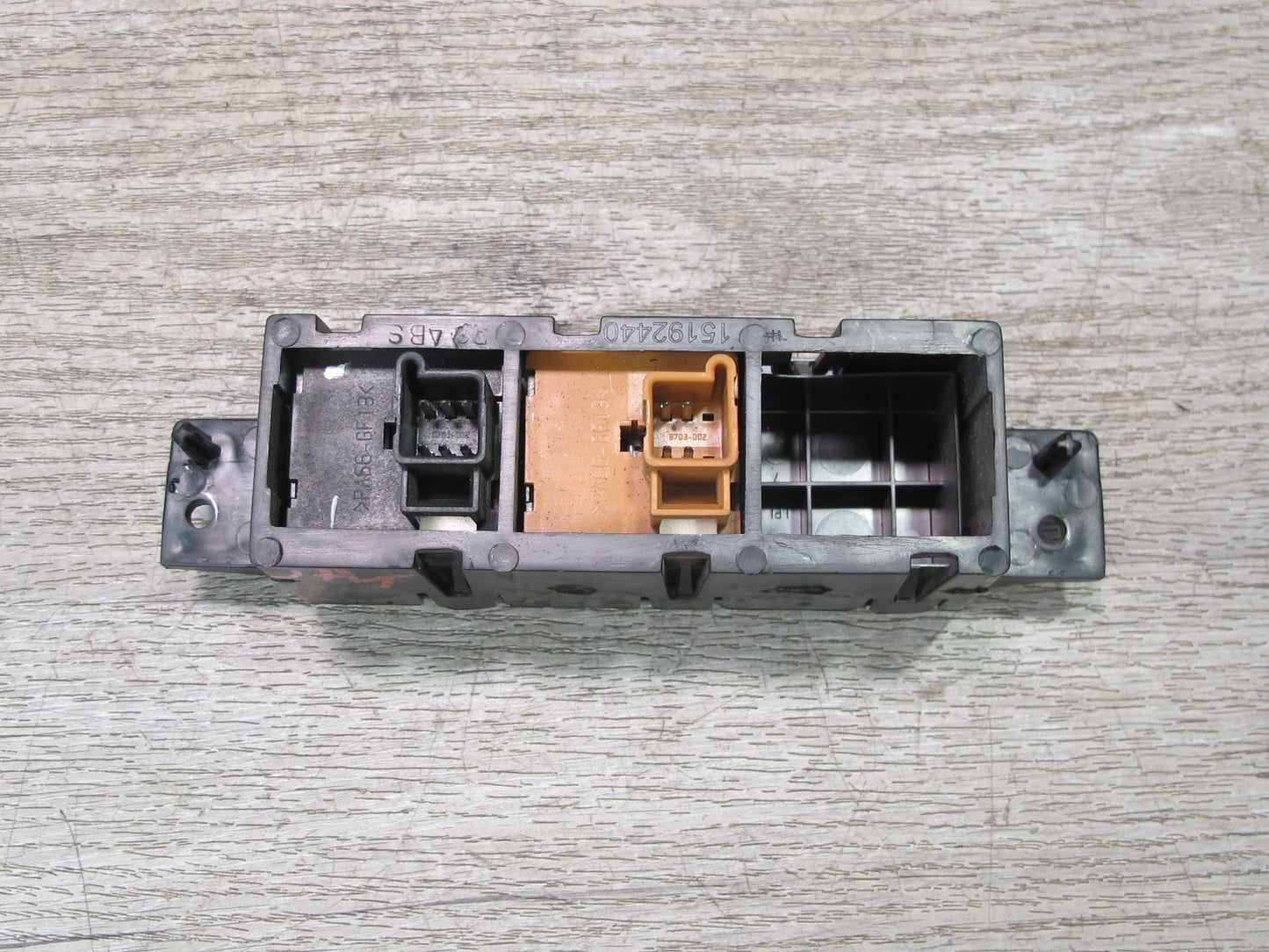 2003 -2007 Hummer H2 Dash Center Traction Control TOW Haul Switch