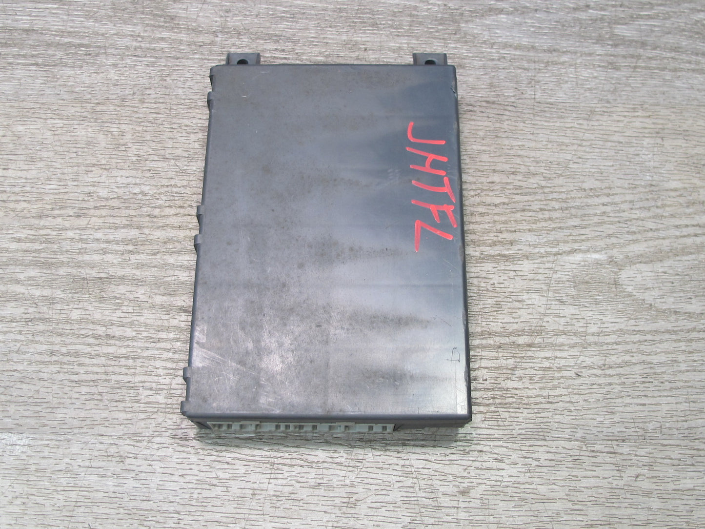 2003 -2007 Hummer H2 Front Left Driver Side Memory Control Module Unit