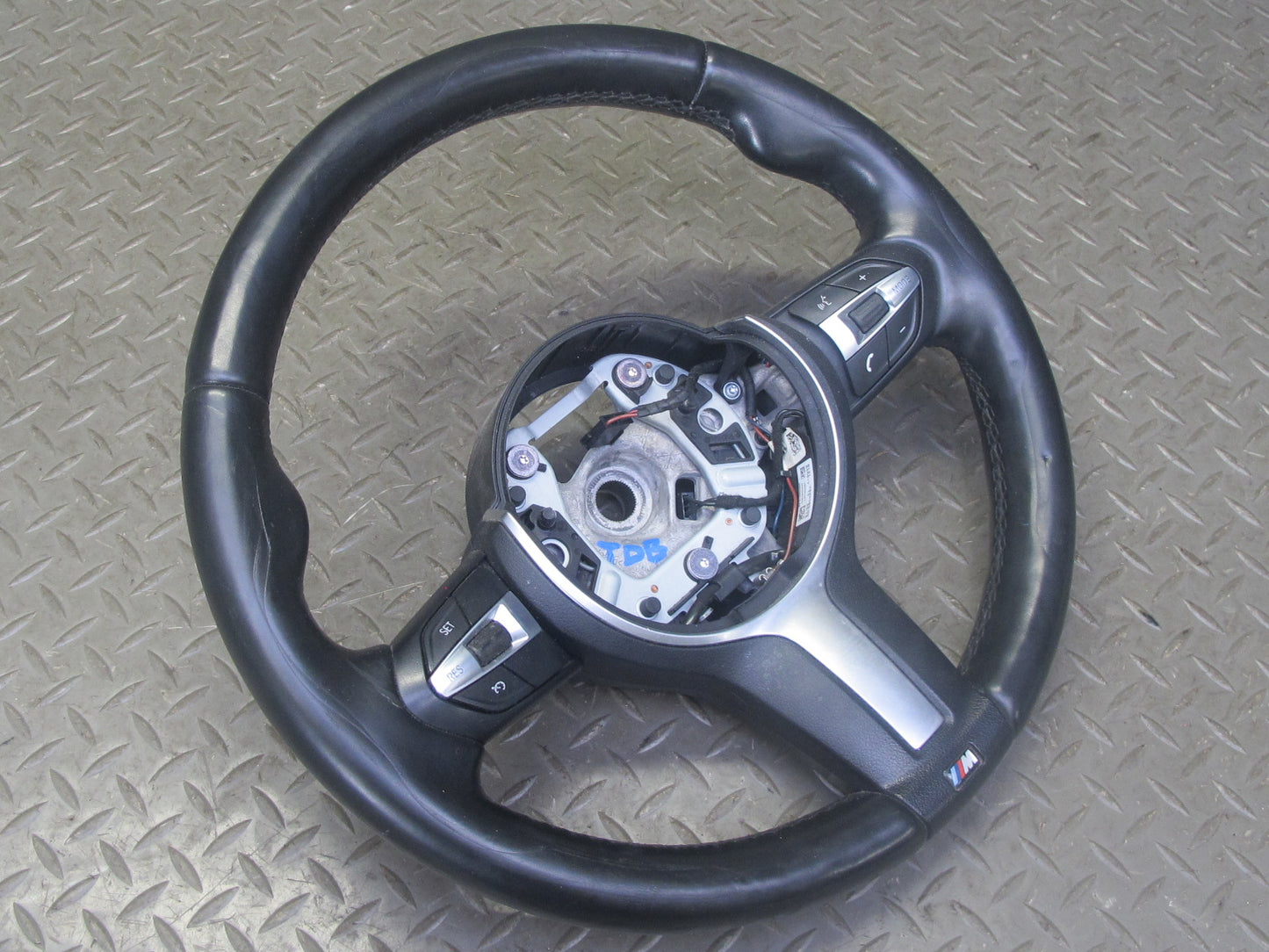 14-16 BMW F30 F31 F32 F33 F34 M Sport Leather Steering w Controls Carbon Covers