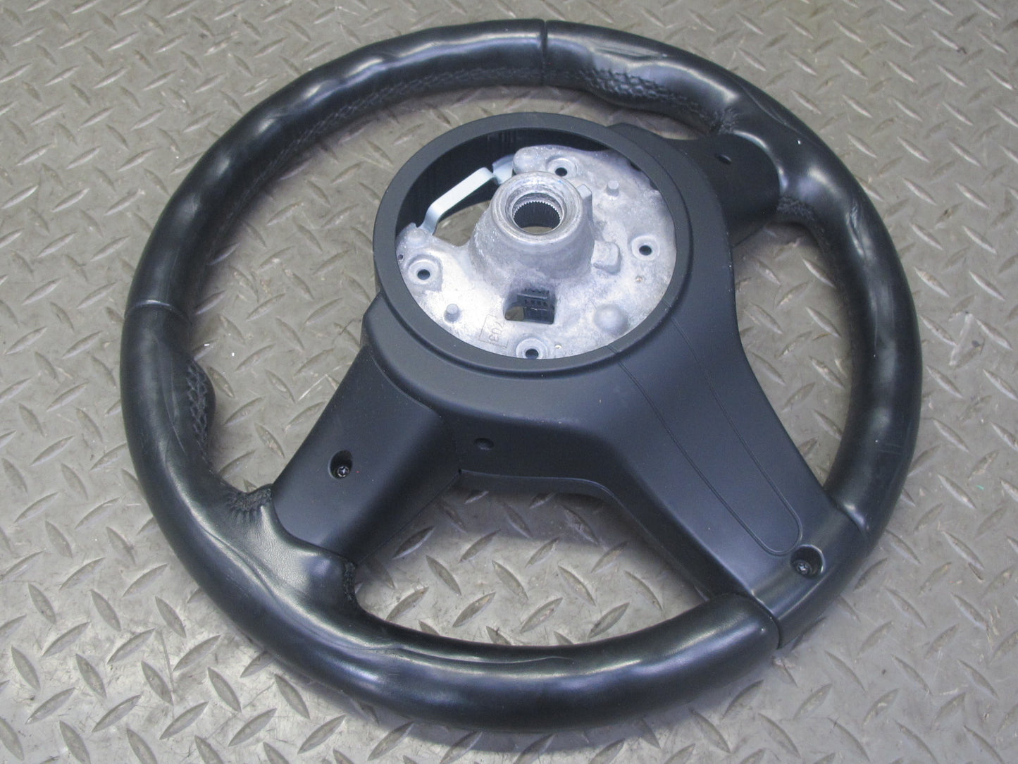 14-16 BMW F30 F31 F32 F33 F34 M Sport Leather Steering w Controls Carbon Covers