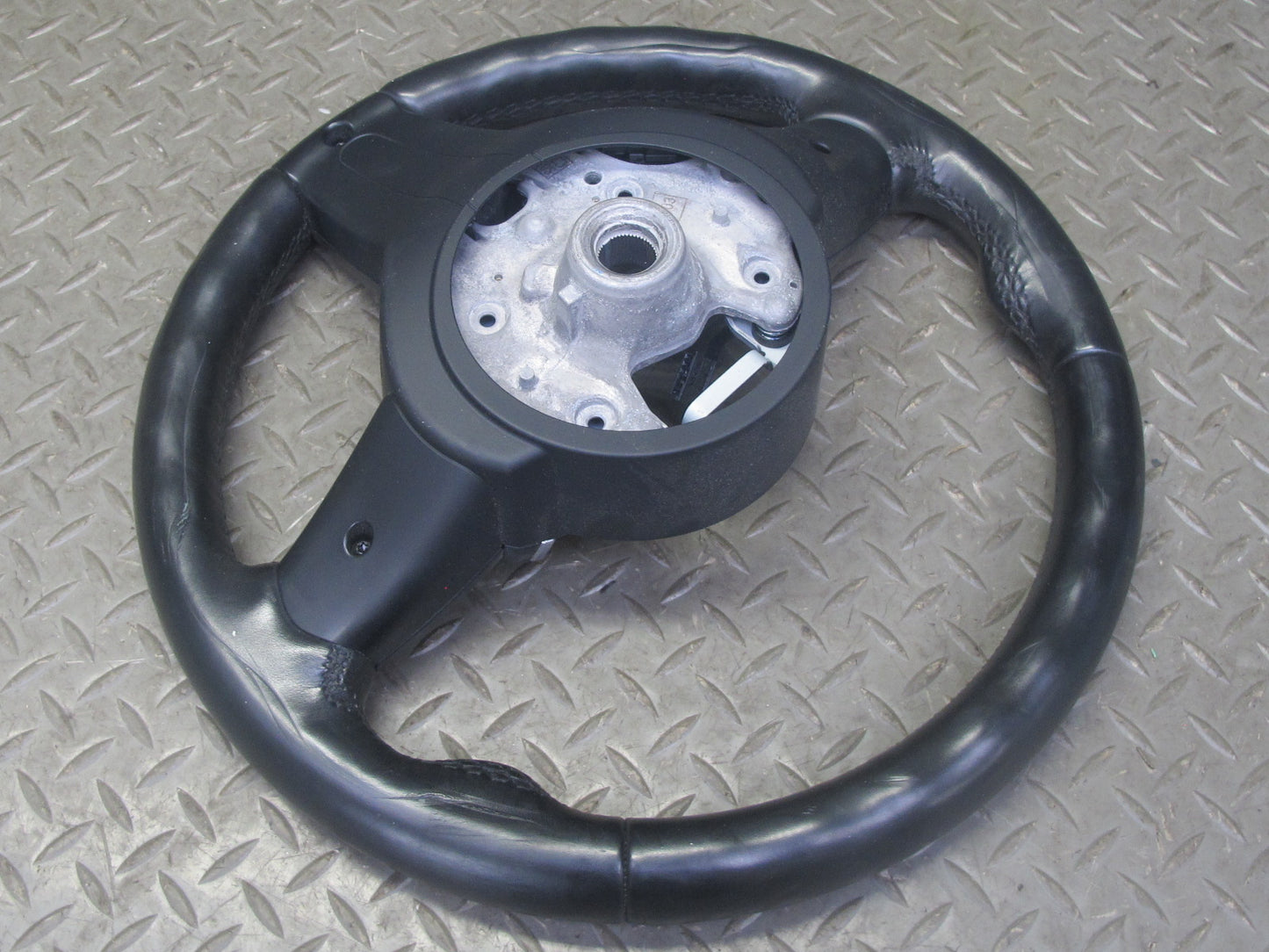 14-16 BMW F30 F31 F32 F33 F34 M Sport Leather Steering w Controls Carbon Covers