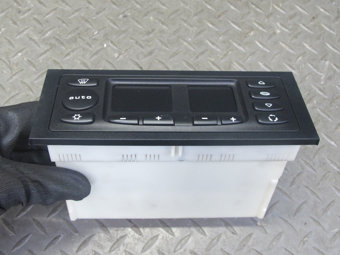 2003-2004 Porsche Boxster 986 A/C Hvac Heater Temperature Climate Control Unit