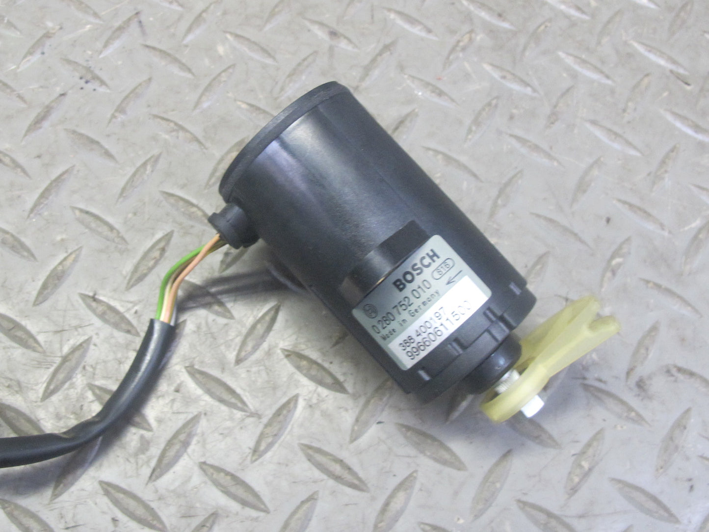 2000-2004 Porsche Boxster 986 Gas Acceleration Pedal Throttle Position Module