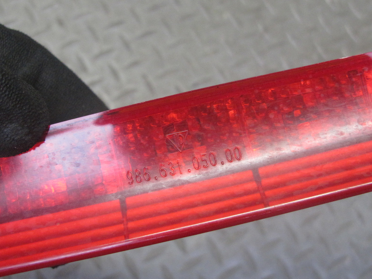 1997-2004 Porsche Boxster 986 Rear 3RD Third Center Brake Stop Light Lamp