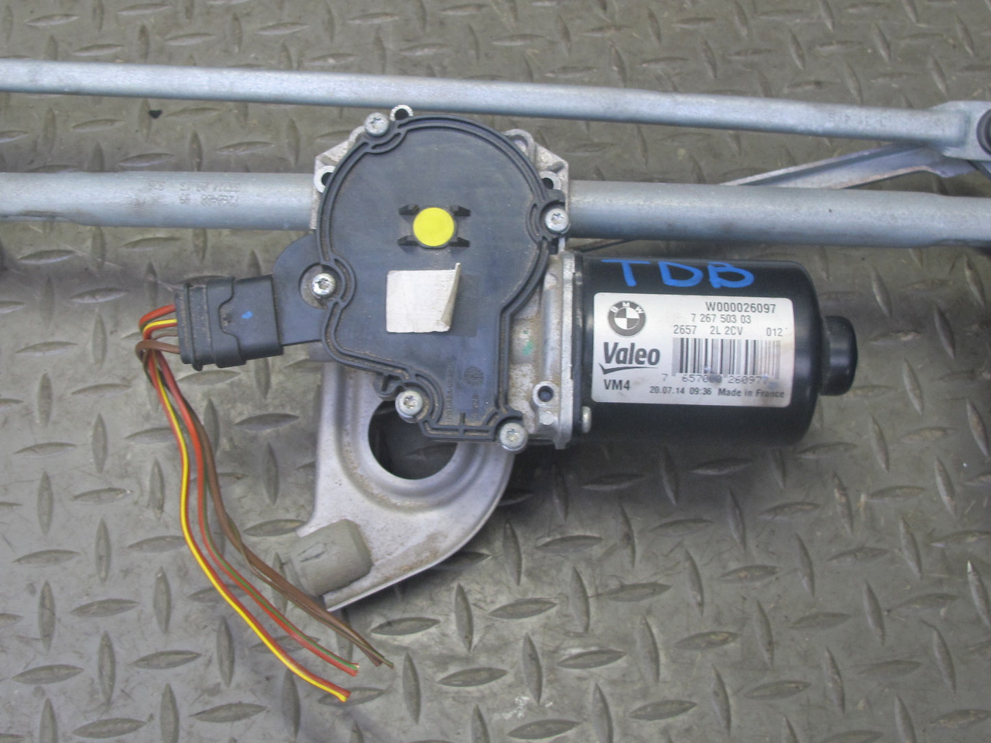 14-16 BMW F30 F31 F32 F33 F34 Windshield Wiper Transmission Linkage w Motor OEM
